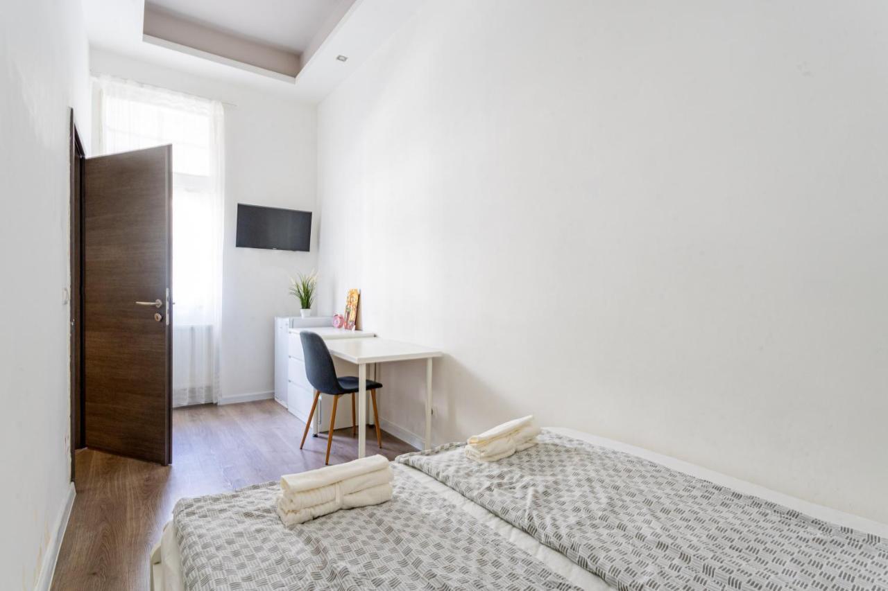 Modernized Condo At Kiraly 51 بودابست المظهر الخارجي الصورة